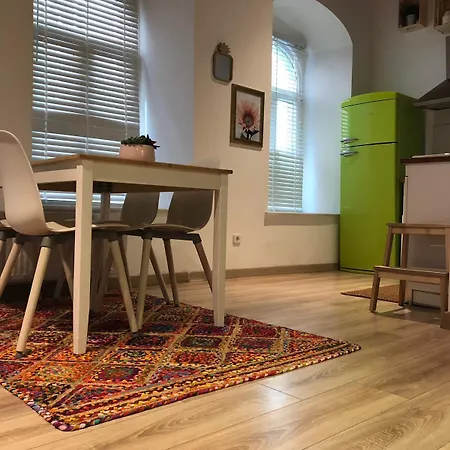 Flats Company Ajda 2*